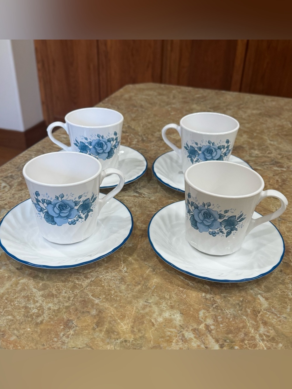 Vtg Corning Ware Corelle Swirl Blue Velvet Rose Coffee Mugs & Saucers Set Of 4